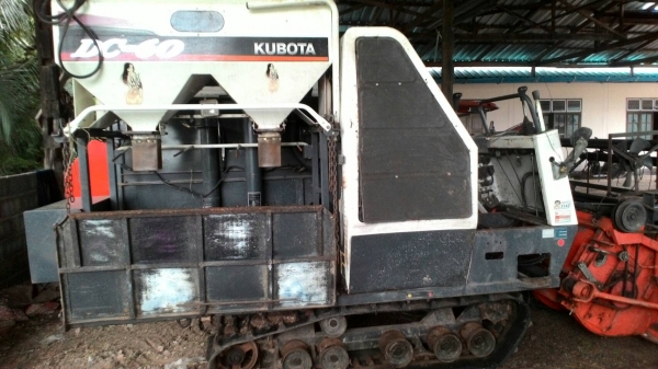 รถเกียว DC 60 Plus ปี 55 นิวสปริง มีเล่ม ทะเบียน ราคเบาฯ 275000ดูรถก่่อนต่อ คับ สิทธิ์ 098668347 0991751349 รถเกียว DC 60 Plus ปี 55 นิวสปริง มีเล่ม ทะเบียน ราคเบาฯ 275000ดูรถก่่อนต่อ คับ สิทธิ์ 098668347 0991751349