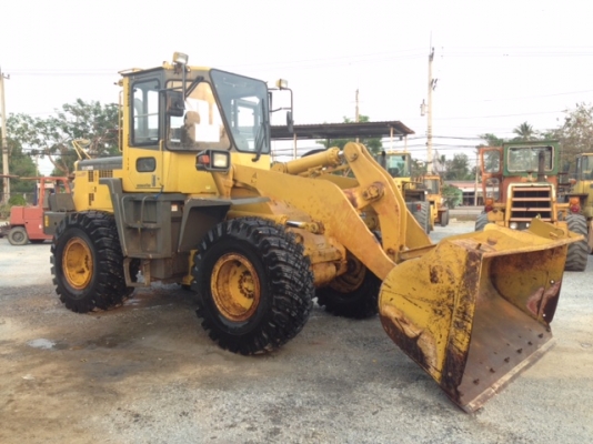 Komatsu WA300-3E เก่าญี่ปุ่น สภาพดีพร้อมใช้งาน โทร.090-986-2521 อ๊อบ