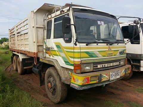 ขายรถดั้ม2เพลา TD เบรกใหญ่ เครื่อง195 โลฮาย10สปีด เอกสารพร้อมโอน ราคา750,000 สนใจโทร 090-8588220คุณนะ 093-3258446คุณบิว หรือเข้าดูสินค้าอื่นๆได้ที่ www.narong2truck.com หรือ www.truck.in.th/498 หรือเพจFacebook ณรงค์ ซื้อขายรถมือสอง (เว็บไซต์ส่วนตัว) หรือF