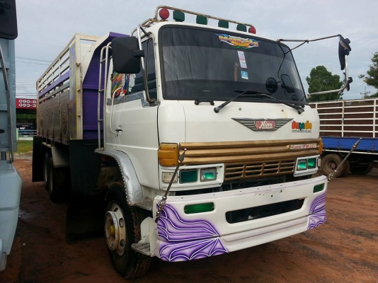 ขายรถดั้ม2เพลา FM227 เครื่อง220แรง เอกสารพร้อมโอน ราคา780,000 สนใจโทร 090-8588220คุณนะ 093-3258446คุณบิว หรือเข้าดูสินค้าอื่นๆได้ที่ www.narong2truck.com หรือ www.truck.in.th/498 หรือเพจFacebook ณรงค์ ซื้อขายรถมือสอง (เว็บไซต์ส่วนตัว) หรือFacebook คุณนะ ร