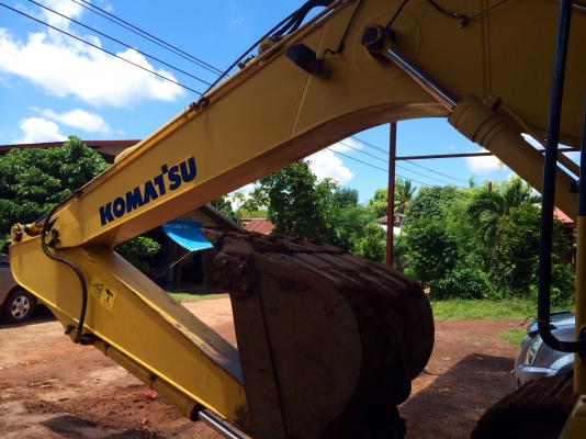 ขายด่วน  รถแบคโฮ  komatsu   Pc160   รุ่น8   สภาพดีพร้อมใช้งาน   11400 ชั่วโมง