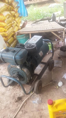 เครื่องปั่นไฟ