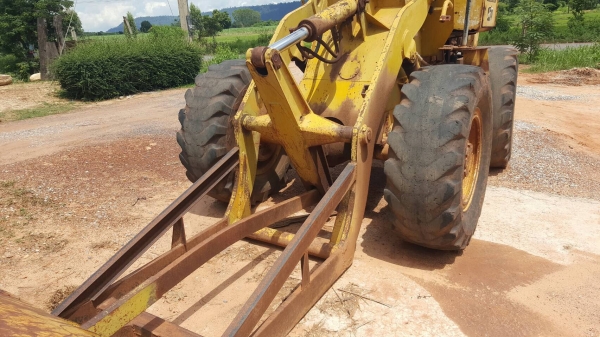 ขาย รถตัก KOMATSU JH30B เครื่องดี ปั้มเพิ่งเปลี่ยนใหม่ รถใช้งานได้ปกติครับ ขาย รถตัก KOMATSU JH30B เครื่องดี ปั้มเพิ่งเปลี่ยนใหม่ รถใช้งานได้ปกติครับ