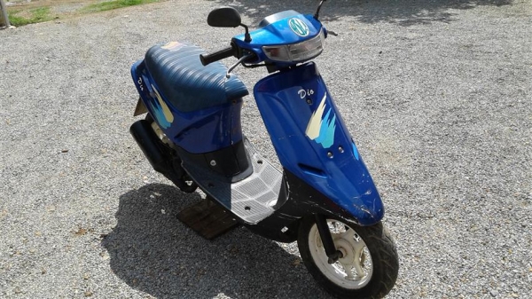 ขาย Dio เครื่องดีสัสันพอใช้ได้รถสตาร์ทติดขี่ใช้งานได้ออกใบซื้อขาย 4900 บาท ขาย Dio เครื่องดีสัสันพอใช้ได้รถสตาร์ทติดขี่ใช้งานได้ออกใบซื้อขาย 4900 บาท