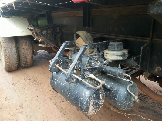 ขายรถดั้ม2เพลา เครื่อง240แรง รถสวยสภาพพร้อมใช้งาน เอกสารพร้อมโอน ราคา950,000 สนใจโทร 090-8588220คุณนะ 093-3258446คุณบิว หรือเข้าดูสินค้าอื่นๆได้ที่ www.narong2truck.com หรือ www.truck.in.th/498 หรือเพจFacebook ณรงค์ ซื้อขายรถมือสอง (เว็บไซต์ส่วนตัว) หรือF