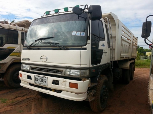 ขายรถดั้ม2เพลา เครื่อง240แรง รถสวยสภาพพร้อมใช้งาน เอกสารพร้อมโอน ราคา950,000 สนใจโทร 090-8588220คุณนะ 093-3258446คุณบิว หรือเข้าดูสินค้าอื่นๆได้ที่ www.narong2truck.com หรือ www.truck.in.th/498 หรือเพจFacebook ณรงค์ ซื้อขายรถมือสอง (เว็บไซต์ส่วนตัว) หรือF