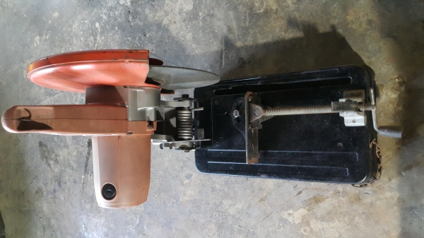 ขายไฟเบอร์ตัดเหล็กมือสอง maktec mt240(ขอบคุณ พี่ที่มารับของถึงที่ฟาร์ม)