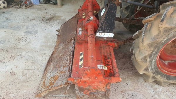 ขาย โรตารี่ ขนาด 1.60 เมตร ของสิงห์สยาม ขายตามสภาพ ราคาคุยกันได้ครับ ขาย โรตารี่ ขนาด 1.60 เมตร ของสิงห์สยาม ขายตามสภาพ ราคาคุยกันได้ครับ