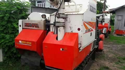 ขายรถเกี่ยวข้าวคูโบต้า DC70G อุ้ม ทำงานน้อย1,395 ชม.ช่วงล่างเดิมสวย เอกสารเล่มทะเบียนครบ พร้อมใช้งาน ขายรถเกี่ยวข้าวคูโบต้า DC70G อุ้ม ทำงานน้อย1,395 ชม.ช่วงล่างเดิมสวย เอกสารเล่มทะเบียนครบ พร้อมใช้งาน