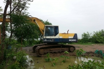KOMATSU PC 200-5 ซีเรียล69000 คอนโทรนสั้น ตัวเดินจีบ ไฟฟ้าครบ KOMATSU PC 200-5 ซีเรียล69000 คอนโทรนสั้น ตัวเดินจีบ ไฟฟ้าครบ