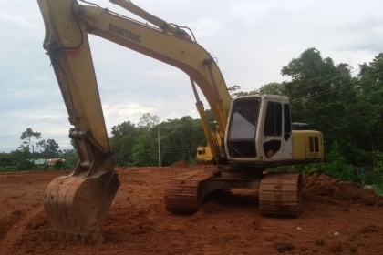 รถแบคโฮ SUMITOMO SH 200 เครื่องปั้มไม่โหลด ทำงานทั้งวันไม่ร้อนรับประกัน