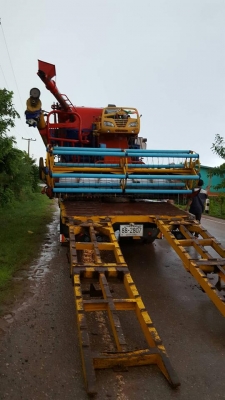 ขาย10ล้อ2เพลา HINO725 185HO7Cหางลากรถเกี่ยวข้าว แชชซีสวย สโลว์เดิม เอกสารทะเบียนครบ ขาย10ล้อ2เพลา HINO725 185HO7Cหางลากรถเกี่ยวข้าว แชชซีสวย สโลว์เดิม เอกสารทะเบียนครบ