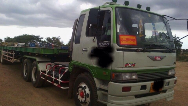 ขายรถหัวลาก FM3MF +หางพื้นเรียบ