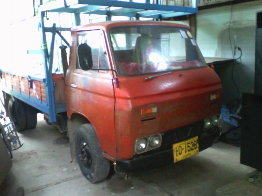 ขายหัวเก๋งรถหกล้อรุ่นเก่านิสสัน