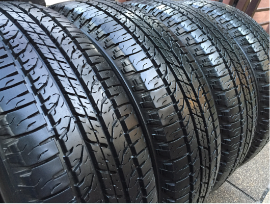 ยาง BF Goodrich 205 70 15 ปลายปี15 ดอกเต็ม ไม่มีปะ ราคาไม่แพง