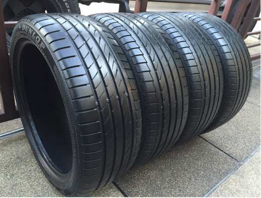 ยาง Dunlop 215 45 18 ปลายปี14 ดอกเต็ม ไม่มีปะ ราคาไม่แพง