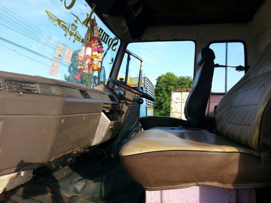 ขายเทรลเลอร์2เพลา ขึ้น200ได้ FN527 เครื่อง6D14 พาวเวอร์ เบรกจิฟฟี่ หางใหญ่เหล็กบรีม มีบันไดไฮดรอลิก เอกสารพร้อมโอน ราคา690,000 สนใจโทร 090-8588220คุณนะ 093-3258446คุณบิว หรือเข้าดูสินค้าอื่นๆได้ที่ www.narong2truck.com หรือ www.truck.in.th/498 หรือเพจFace