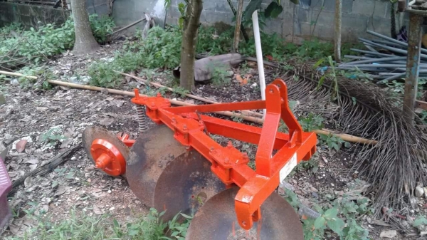 ผานไถ  ใบ22  นิ้ว  ผานสาม   ยี่ห้อ hui