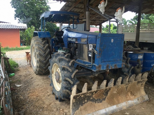 ขายรถ NEWHOLLAND FORD6640 4&times;4 2เพลาเอหสารเล่มทะเบียน เครื่องเดิม สภาพใช้งานทุกวัน ดันหน้าผาน7