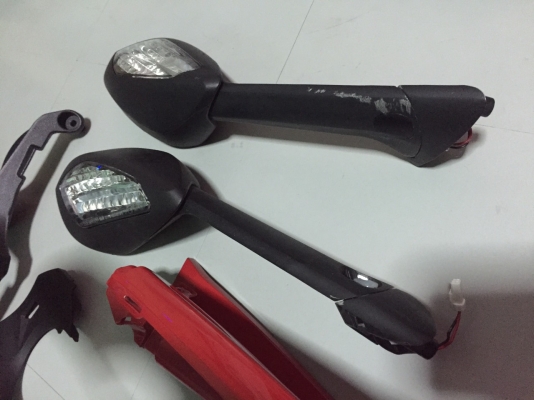 ขายหน้ากากDucati 899 ครบๆทั้งหัว ราคา 15000 บาท เท่านั้นนะครับ