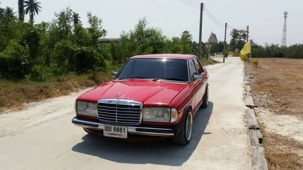 Benz W123 สีแดงเพลิง ชุดแต่ง amg เครื่องยนต์ 1Jz-ge ติดแก็ส Lpg ราคาไม่แพง