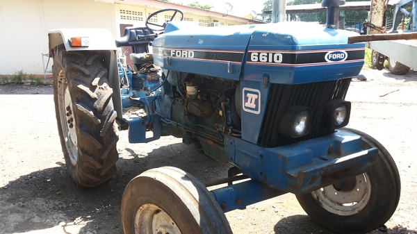 ขาย 6610 เสื้อลาย ปั้มdps ท่อไอดีใหญ่ หัวฉีดเตี้ย ยังไม่เคยใช้ในไทย  360000 โทร.084-5424150