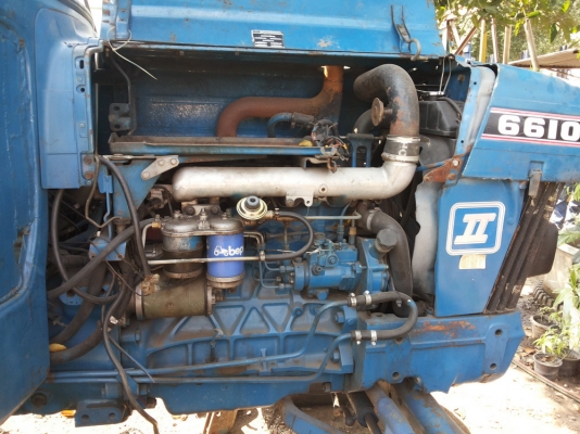 ขาย 6610 เสื้อลาย ปั้มdps ท่อไอดีใหญ่ หัวฉีดเตี้ย ยังไม่เคยใช้ในไทย  360000 โทร.084-5424150