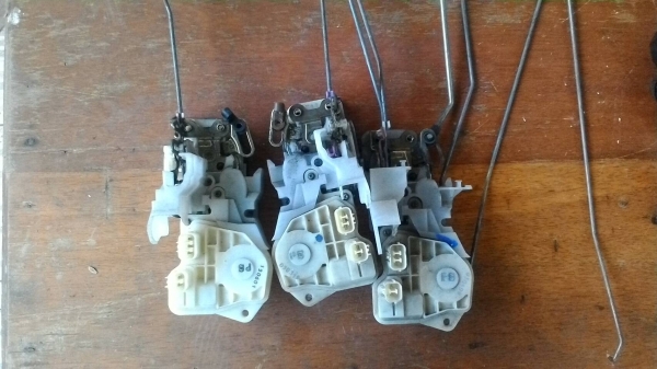 ขายอะไหล่ (2002 - 2006) ขายอะไหล่ (2002 - 2006)