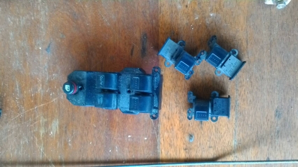 ขายอะไหล่ (2002 - 2006) ขายอะไหล่ (2002 - 2006)