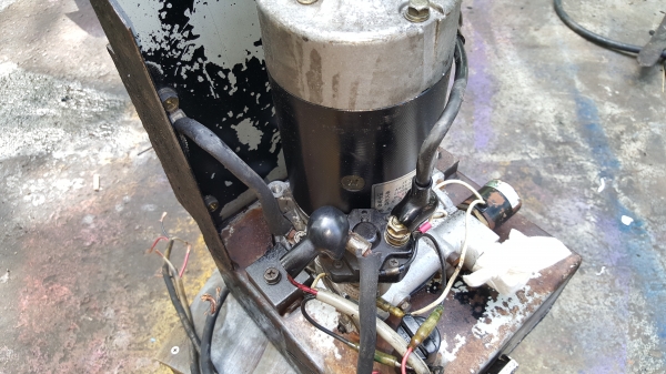 ปั้มไฮดรอลิค 24 v ปั้มไฮดรอลิค 24 v