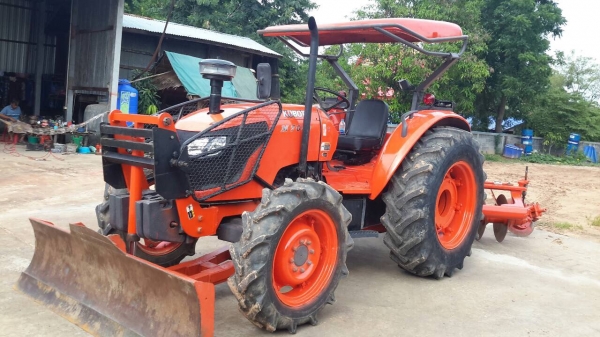 ขาย รถไถ KUBOTA M7040 ราคา 455000 ขาย รถไถ KUBOTA M7040 ราคา 455000