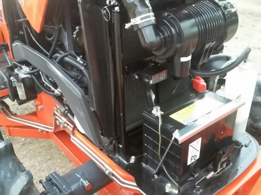 ขายรถไถคูโบต้า  KUBOTA   L 3608SP พร้อมชุดใบมีดดันหน้าคานล่าง  ผาน 6X22