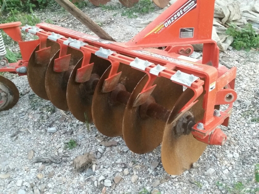 ขายรถไถคูโบต้า  KUBOTA   L 3608SP พร้อมชุดใบมีดดันหน้าคานล่าง  ผาน 6X22