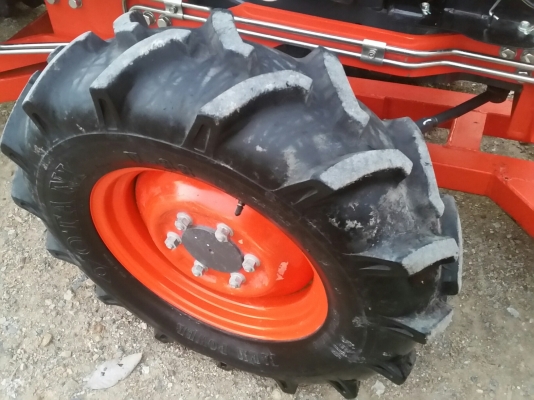 ขายรถไถคูโบต้า  KUBOTA   L 3608SP พร้อมชุดใบมีดดันหน้าคานล่าง  ผาน 6X22