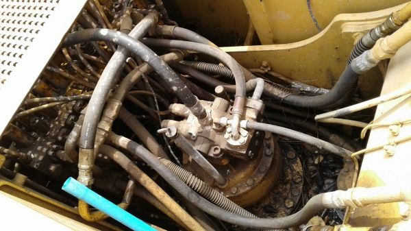 CAT320C ญี่ปุ่น รถสวย..ช่วงล่างเต็ม เอวแน่น 13000ชม. เอกสารเล่มทะเบียน...
