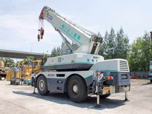 รถเครน KATO