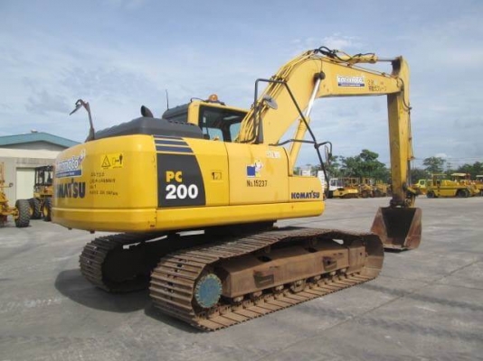 ขายรถขุดโคมัตสุ PC200-8 มือสองสภาพสวย พร้อมใช้งาน นำเข้าจากญี่ปุ่นแท้