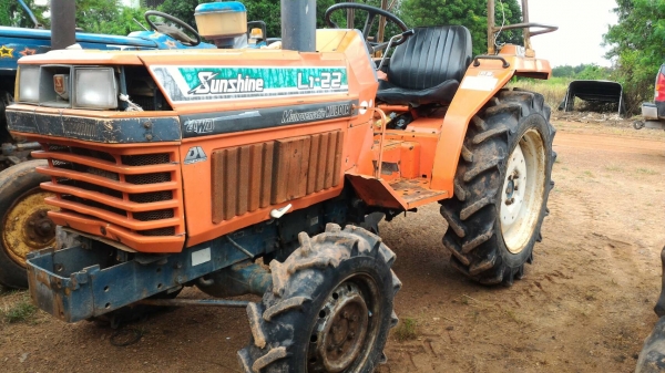 ขายรถไถ KUBOTA L1-22  2เพลา พวงมาลัยพาวเวอร์ ราคา 65,000 อ.แกลง จ.ระยอง  มีบริการขนส่งทั่วไทย DC Tractor Rayong 0818618678,0899347475 https://www.facebook.com/DC-Tractor-Rayong-3071545327&hellip;/shop&hellip; id line=081-8618678 id line=089-9347475