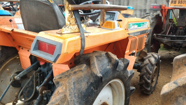 ขายรถไถ KUBOTA L1-22  2เพลา พวงมาลัยพาวเวอร์ ราคา 65,000 อ.แกลง จ.ระยอง  มีบริการขนส่งทั่วไทย DC Tractor Rayong 0818618678,0899347475 https://www.facebook.com/DC-Tractor-Rayong-3071545327&hellip;/shop&hellip; id line=081-8618678 id line=089-9347475