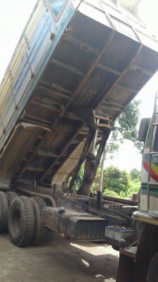 ขายรถดั้ม2เพลา ร็อก195แรง FVZ พาวเวอร์ เบรกจิฟฟี่ ช่วงล่างใหญ่ สภาพพร้อมใช้งาน เอกสารถูกต้อง เล่มทะเบียนพร้อมโอน สนใจโทร 090-8588220คุณนะ 093-3258446คุณบิว หรือเข้าดูสินค้าอื่นๆได้ที่ www.narong2truck.com หรือ www.truck.in.th/498 หรือเพจFacebook ณรงค์ ซื้ ขายรถดั้ม2เพลา ร็อก195แรง FVZ พาวเวอร์ เบรกจิฟฟี่ ช่วงล่างใหญ่ สภาพพร้อมใช้งาน เอกสารถูกต้อง เล่มทะเบียนพร้อมโอน สนใจโทร 090-8588220คุณนะ 093-3258446คุณบิว หรือเข้าดูสินค้าอื่นๆได้ที่ www.narong2truck.com หรือ www.truck.in.th/498 หรือเพจFacebook ณรงค์ ซื้