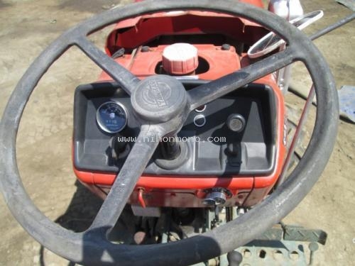 รถพรวนดินนั่งขับ YANMAR YM1510D รหัสสินค้า 80903918 Tel.086-8150487 Line ID: nihonmono รถพรวนดินนั่งขับ YANMAR YM1510D รหัสสินค้า 80903918 Tel.086-8150487 Line ID: nihonmono