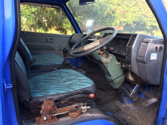 ขาย Isuzu 6ล้อดั๊ม รุ่น TFR  เครื่อง115 แรงม้า รถห้าง ปี 2535 สภาพสวยพร้อมใช้งาน