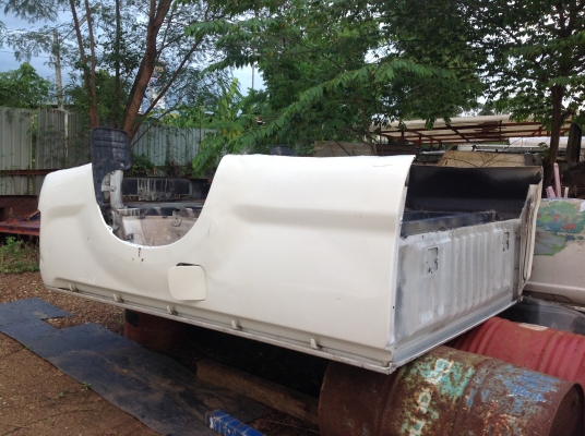 ขายกระบะถอดวีโก้ สีขาว