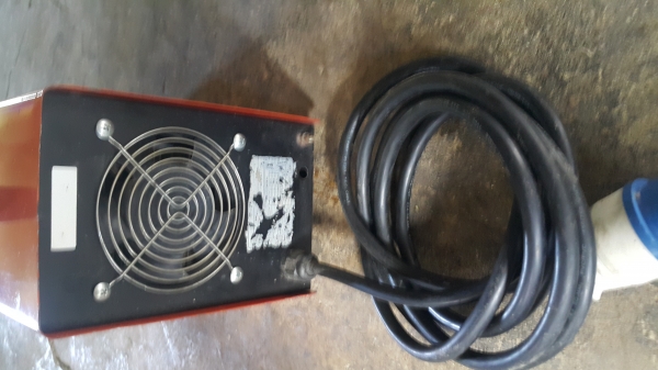 ขายตู้เชื่อมไฟฟ้า jasic arc200 มือสอง พร้อมใช้งาน(ขอบคุณ พี่เขษม จากตรัง)