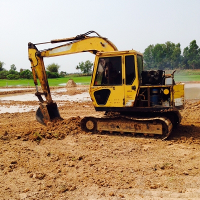 ปิดการขายแบคโฮ Sumitomo s160 -3 เครื่องIsuzu 88 แอร์ ปั๊มนิ้ว รุ่น100 เอวดี เดินดี เครื่องดีไม่มีโหลด ตักดินวันละ 70 อย่างต่ำ