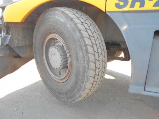 KATO:KR25H-V3  ปี2001 19,267ชม.นำเข้าจากญี่ปุ่นไม่เคยใช้งานในไทยครับ