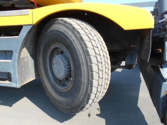 KATO:KR25H-V3  ปี2001 19,267ชม.นำเข้าจากญี่ปุ่นไม่เคยใช้งานในไทยครับ