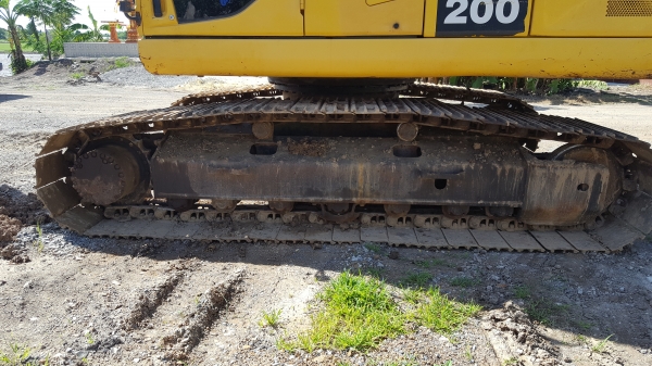 ขายKomatsu PC 200-7