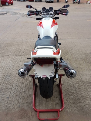 ขายคับ HONDA CB1300 ปี2000 สีสวย แฮนด์แต่ง การ์ดแฮนด์ กันล้ม ทะเบียนพร้อมโอนไม่ขาดต่อ  ราคา 143000 บาท ส่งได้ทั่วไทยคับ สนใจติดต่อ 081-0578282 FACEBOOK ชาญณรงค์ ป๊อป ชัยอมฤต ไอดีไลน์ POPBIGBIKESAKON คับ สนใจรถสวย ถูก ดี ต้อง POP BIGBIKE SAKONNAKHON คลิปวิ