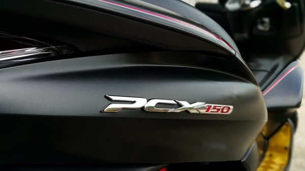 PCX150 ดำด้าน 2013 วิ่งน้อย เครื่องดีมาก พร้อมใช้ ราคาไม่แพงครับ